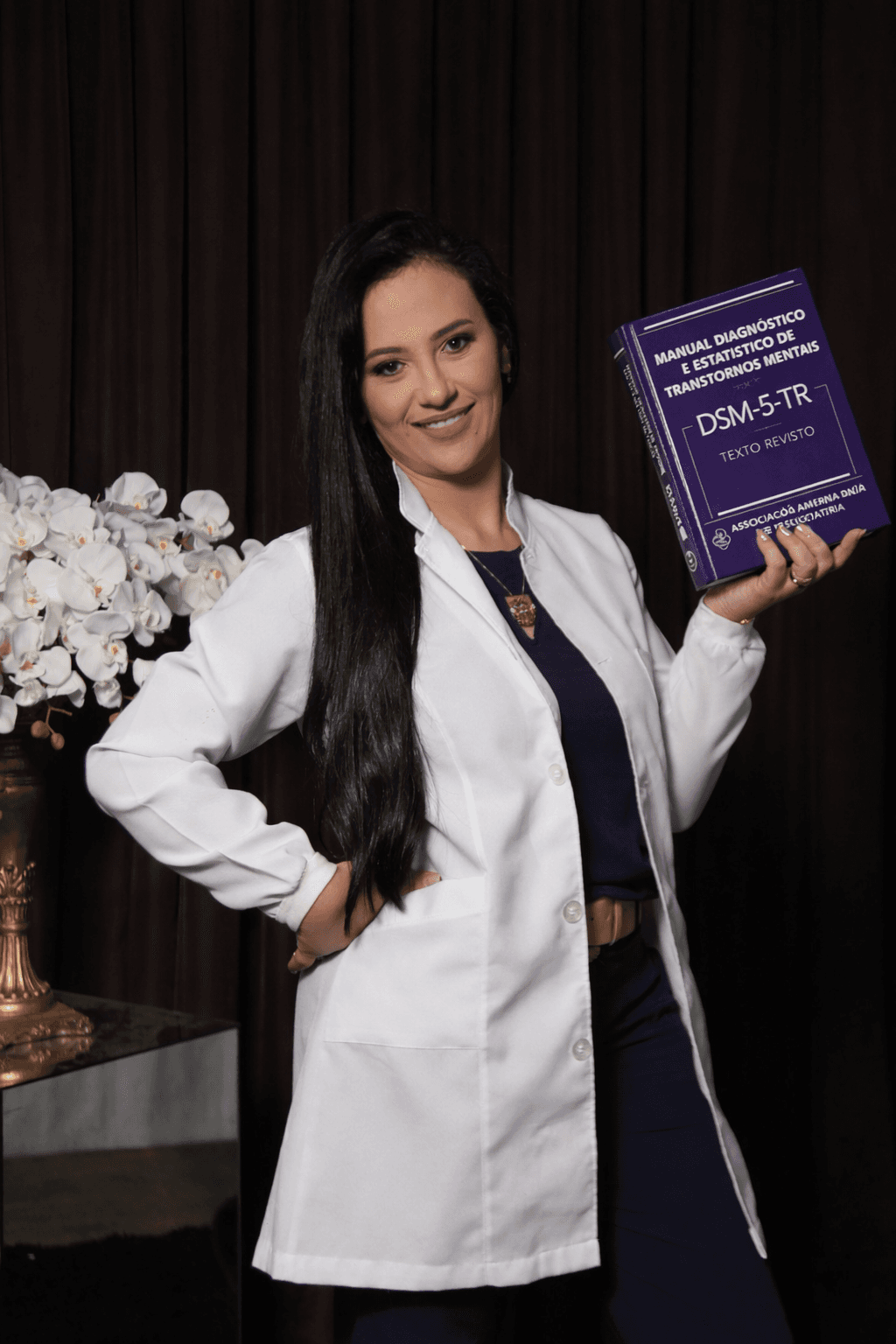 Psicóloga com formação em Terapia Cognitivo-Comportamental e Psicopatologia